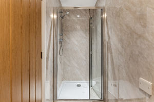 Photo 31- click for photo gallery